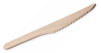 cuchillo de madera sobre un fondo blanco.
